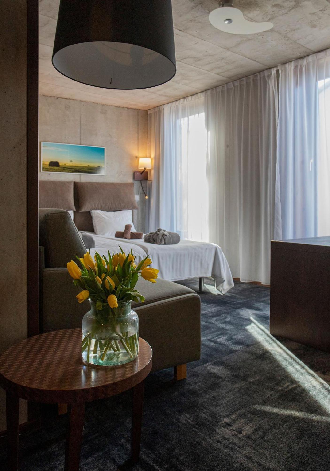 Johan Design & Spa Hotel Kuressaare Luaran gambar